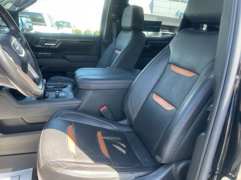 Certified 2023 GMC Sierra 1500 AT4 w/ AT4 Preferred Package AWD/4WD image 13