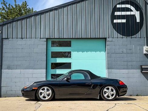 Used 2000 Porsche Boxster RWD image 3