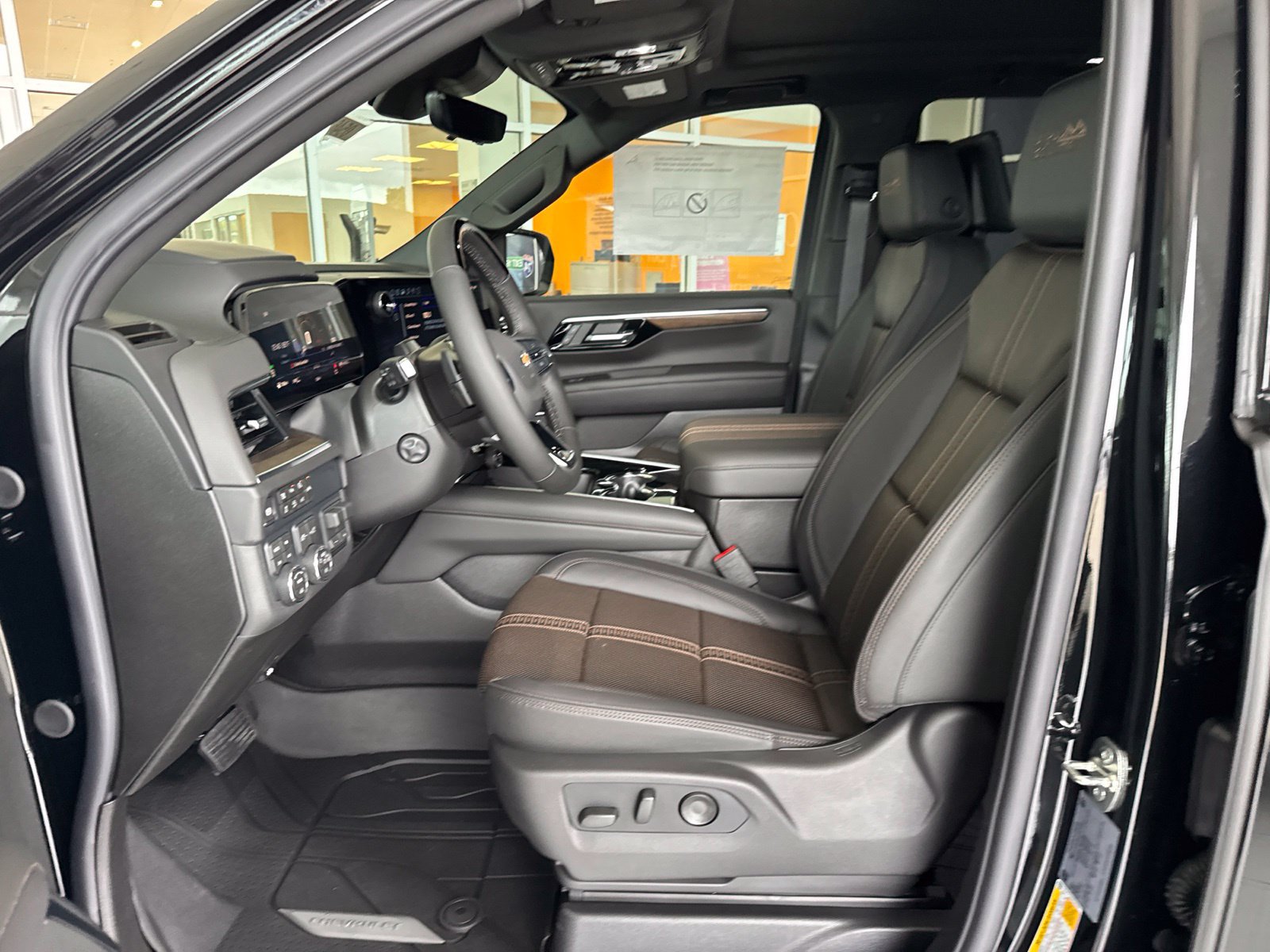 New 2027 Chevrolet Tahoe High Country AWD/4WD image 21