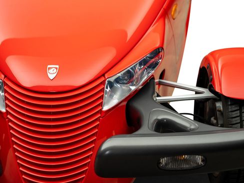 Used 1999 Plymouth Prowler RWD image 11