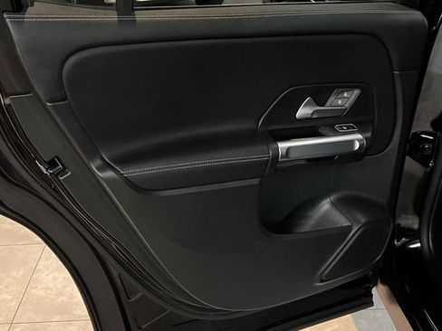 Certified 2023 Mercedes-Benz GLB 250 4MATIC image 11