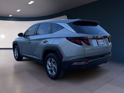 Used 2023 Hyundai Tucson SE image 3