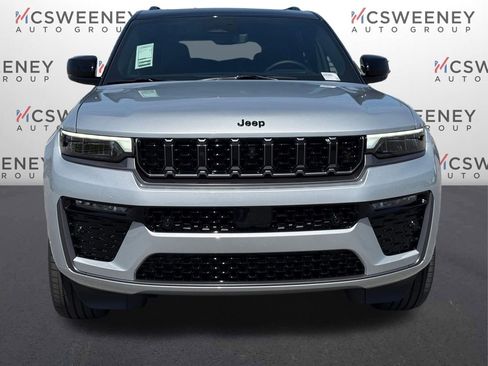 New 2026 Jeep Grand Cherokee L Summit w/ Obsidian Package AWD/4WD image 9