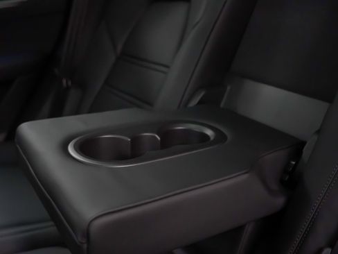 New 2026 Porsche Cayenne GTS image 19