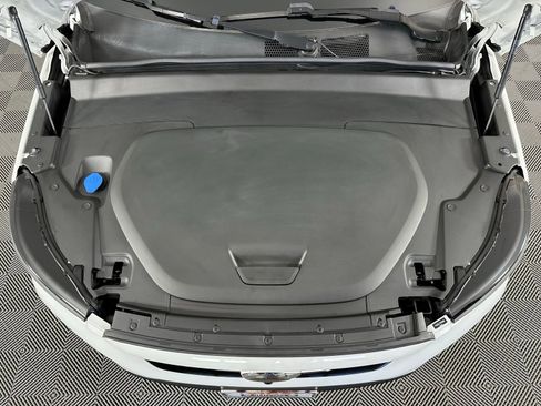 Used 2023 Volvo XC40 Recharge Plus image 23