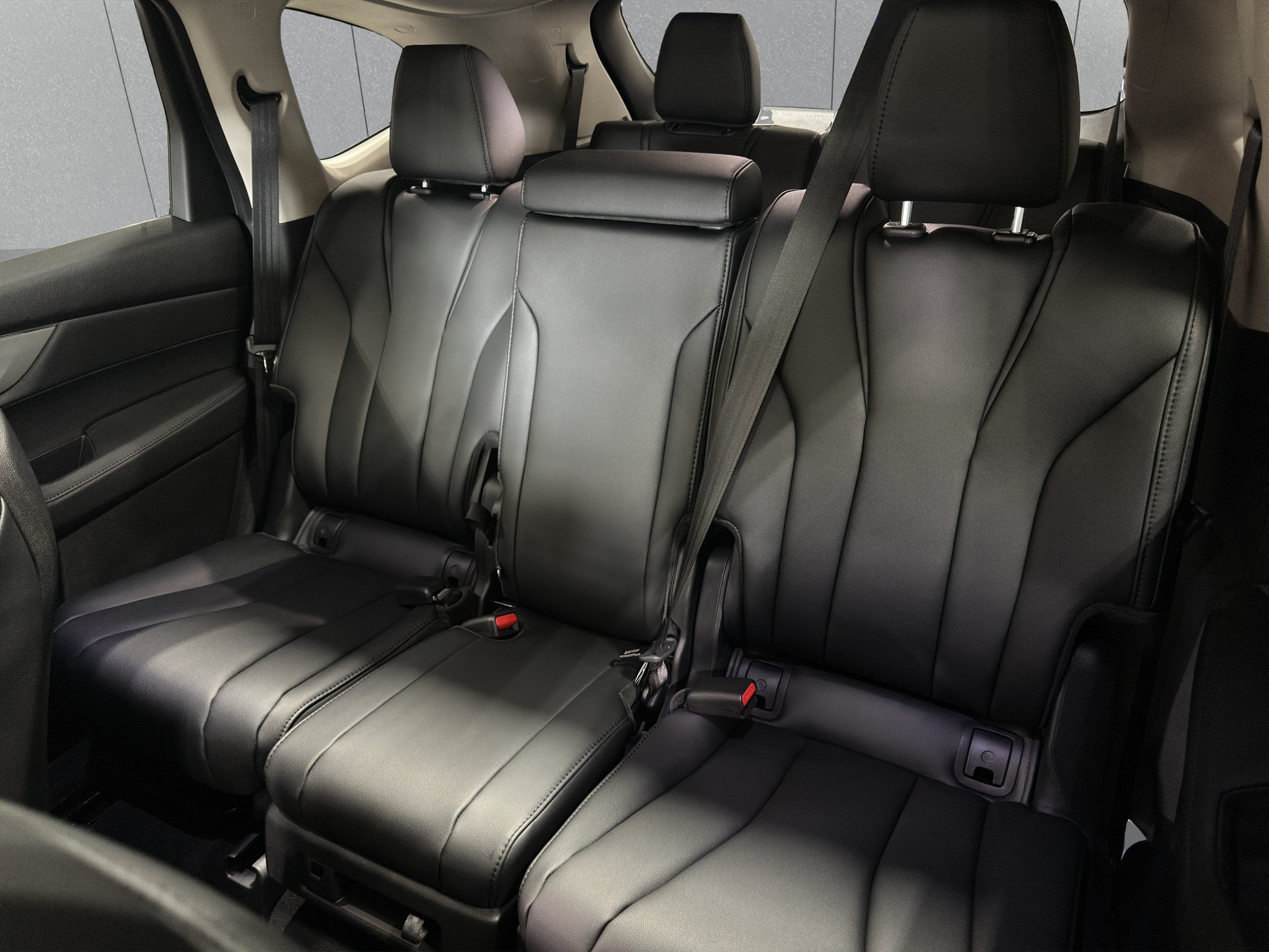 New 2026 Acura MDX SH-AWD image 17