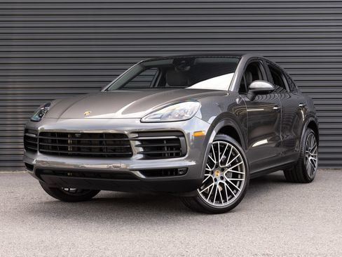 Certified 2023 Porsche Cayenne Coupe AWD/4WD image 1