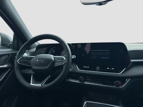 New 2026 Chevrolet Equinox LT AWD/4WD image 14