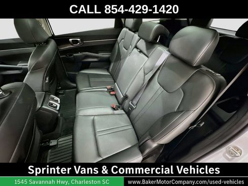 Used 2023 Kia Sorento S w/ Panoramic Sunroof Package FWD image 25