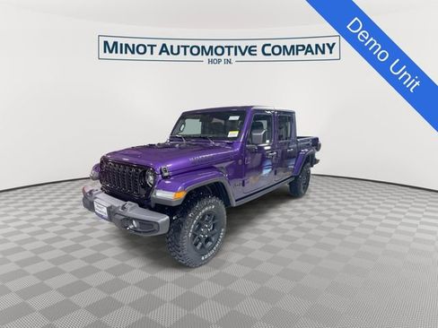 New 2026 Jeep Gladiator Willys AWD/4WD image 4