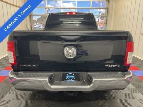 Used 2024 RAM 2500 Big Horn w/ Bed Utility Group image 4