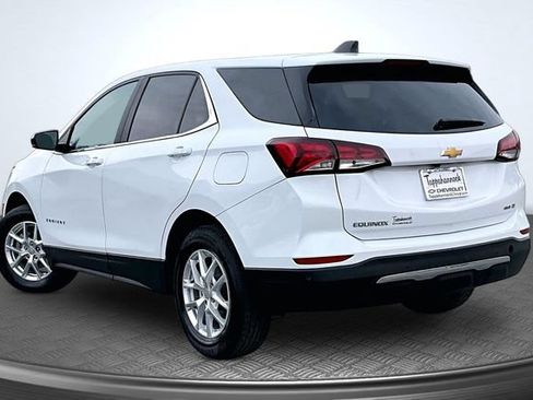 Used 2024 Chevrolet Equinox LT AWD/4WD image 4