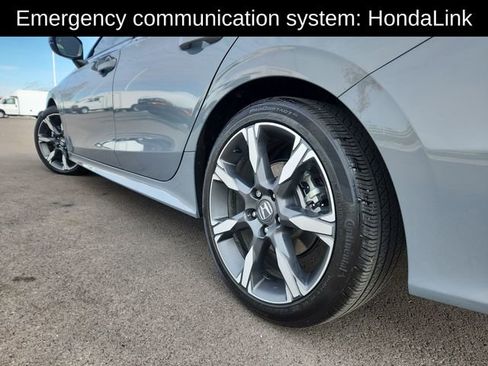 Used 2025 Honda Civic Sport Touring image 15