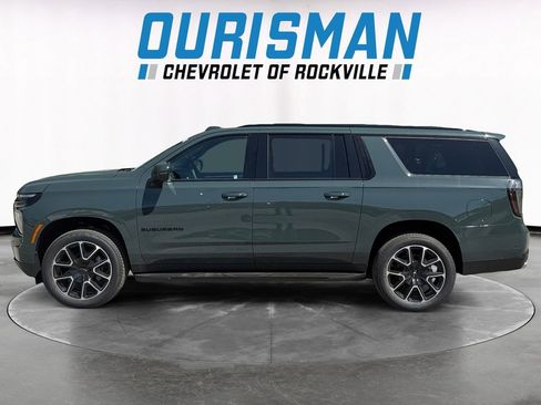 New 2026 Chevrolet Suburban RST w/ RST Capability Package AWD/4WD image 3