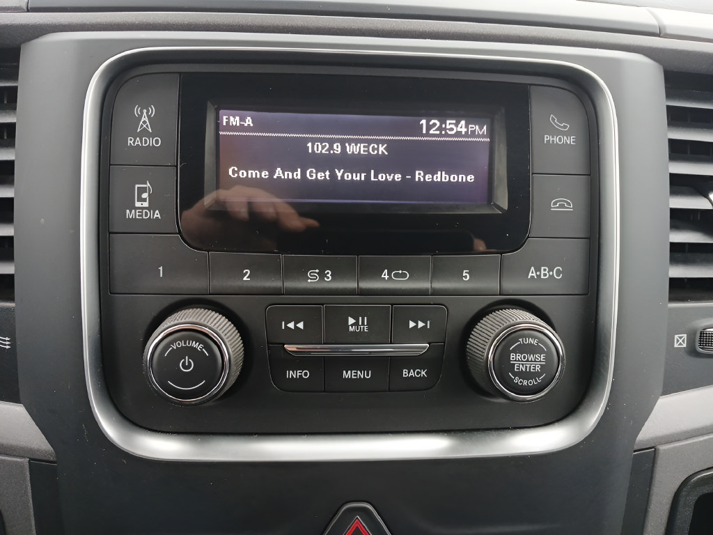 Used 2019 RAM 1500 Express AWD/4WD image 16