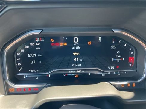 Used 2024 GMC Sierra 1500 AT4 w/ Technology Package AWD/4WD image 28