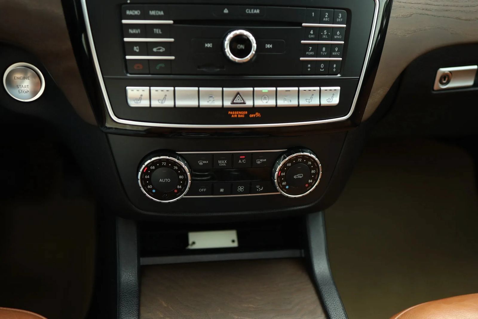 Used 2017 Mercedes-Benz GLS 450 4MATIC image 26