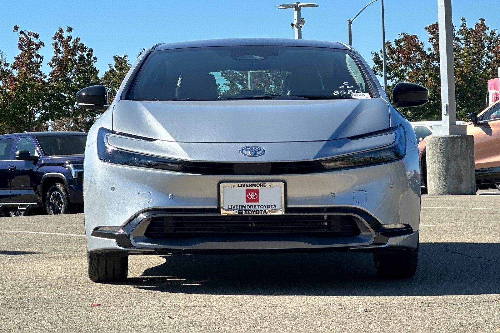 New 2027 Toyota Prius Limited AWD/4WD image 8