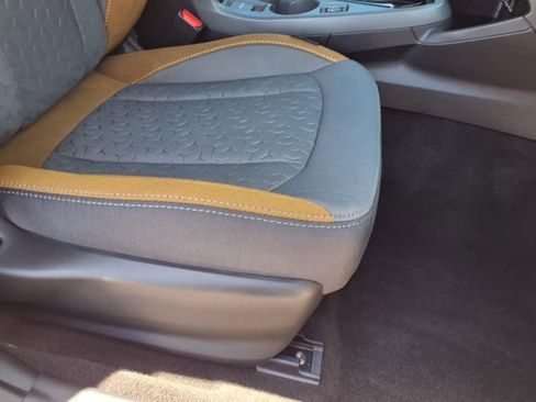 Used 2025 Subaru Crosstrek 2.5i Sport image 18