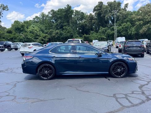 Used 2021 Toyota Camry XSE w/ Navigation Package FWD image 4