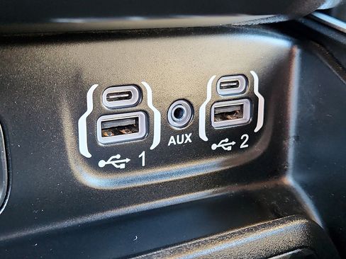 Used 2020 RAM 1500 Big Horn image 25