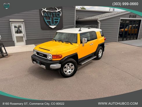 Used 2007 Toyota FJ Cruiser 4WD image 2