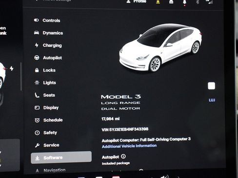 Used 2022 Tesla Model 3 Long Range image 23