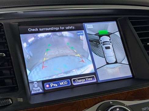 Used 2016 INFINITI QX80 4WD w/ Deluxe Technology Package image 31