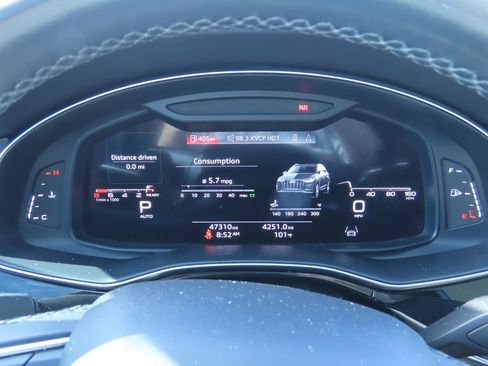 Used 2021 Audi Q7 3.0T Premium Plus AWD/4WD image 19