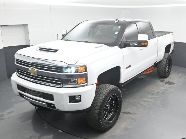 Used 2018 Chevrolet Silverado 2500 High Country w/ Duramax Plus Package AWD/4WD image 35