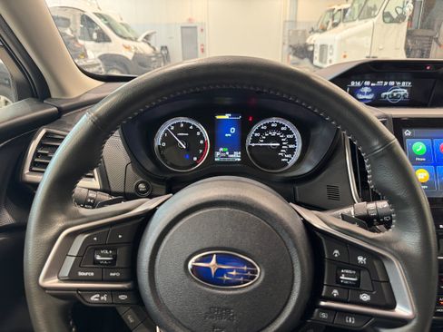 Used 2023 Subaru Forester Touring AWD/4WD image 17
