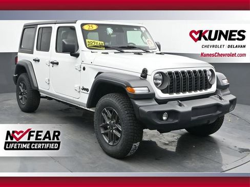 Used 2025 Jeep Wrangler Sport S image 1