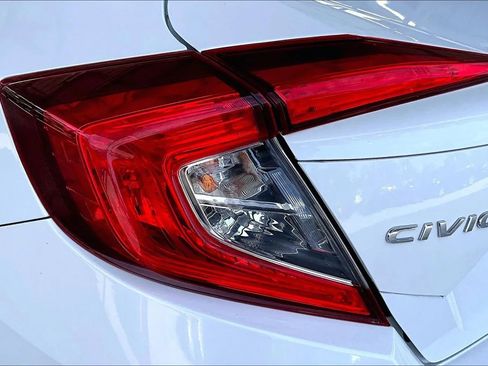 Used 2019 Honda Civic Sport image 20