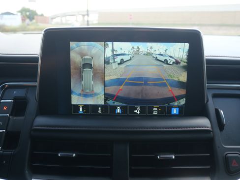 Used 2023 Chevrolet Tahoe RST w/ Luxury Package image 16