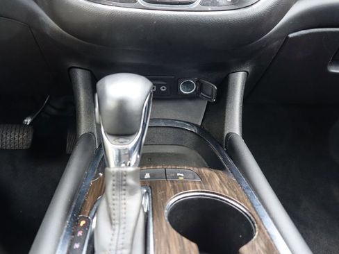 Used 2024 Chevrolet Malibu LT image 30