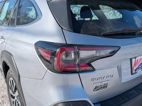 Certified 2025 Subaru Outback image 17