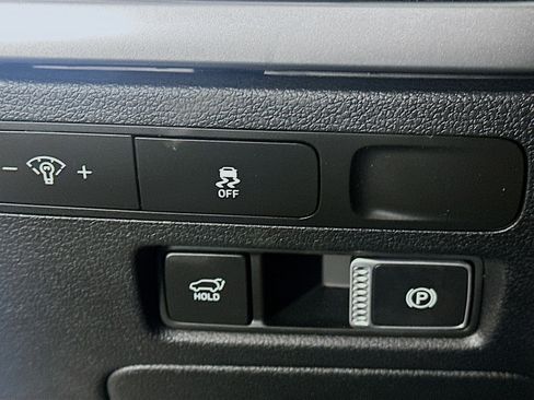 Used 2023 Hyundai Palisade SEL w/ Premium Package image 17