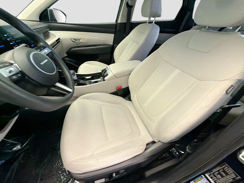 Used 2025 Hyundai Tucson SEL AWD/4WD image 11