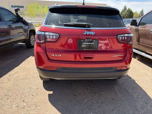 Used 2023 Jeep Compass Limited AWD/4WD image 5