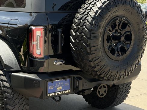 Certified 2023 Ford Bronco Wildtrak AWD/4WD image 7