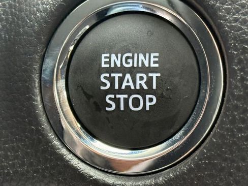 Used 2025 Toyota RAV4 Limited image 18