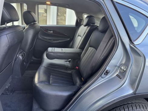 Used 2017 INFINITI QX50 AWD w/ Premium Plus Package image 17