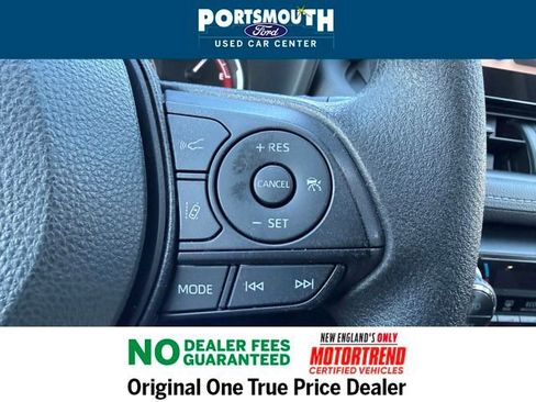 Used 2023 Toyota RAV4 XLE image 16