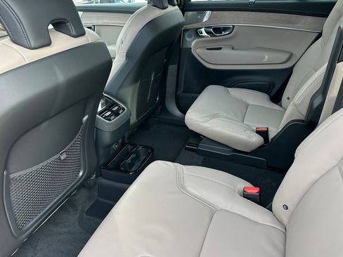 New 2026 Volvo XC90 B6 Ultra w/ Lounge Package AWD/4WD image 10