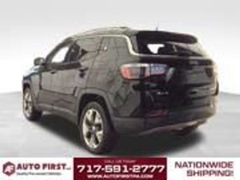 Used 2019 Jeep Compass Limited w/ Safety & Security Group AWD/4WD image 4