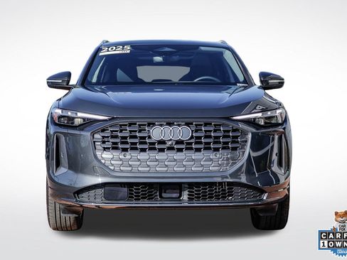 Certified 2025 Audi Q5 Premium Plus w/ Premium Plus image 2