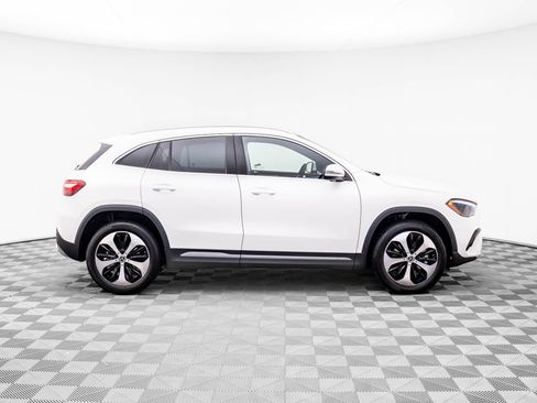 New 2026 Mercedes-Benz GLA 250 4MATIC image 7
