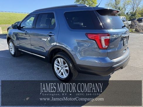 Used 2018 Ford Explorer XLT w/ Equipment Group 201A image 7