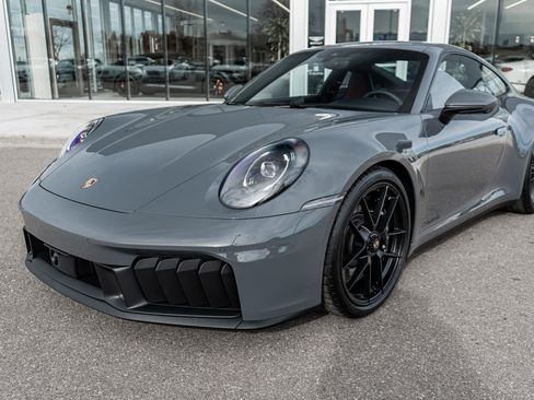 Used 2026 Porsche 911 Carrera GTS image 21