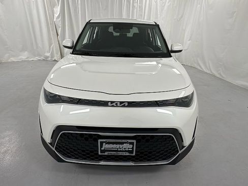 New 2025 Kia Soul LX image 8